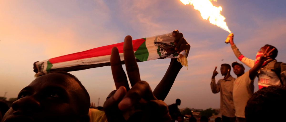 قوى الثورة في السودان تهدد بالتصعيد والعصيان المدني