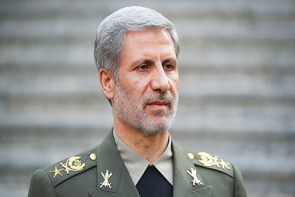 العميد حاتمي: تعزيز البنية الدفاعية بات واجباً علينا