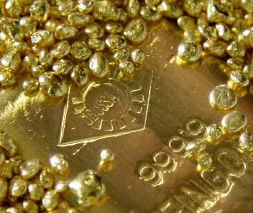 هبوط أسعار الذهب مع صعود الدولار
