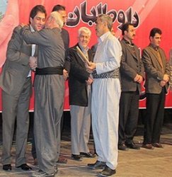 تجلیل از 75 نفر از جوانان و داوطلبان نمونه جمعیت هلال احمر كردستان