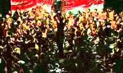 قداست شکنی در ایام عزاداری حسینی/مداح‌نمایی که «رقاص» شد!