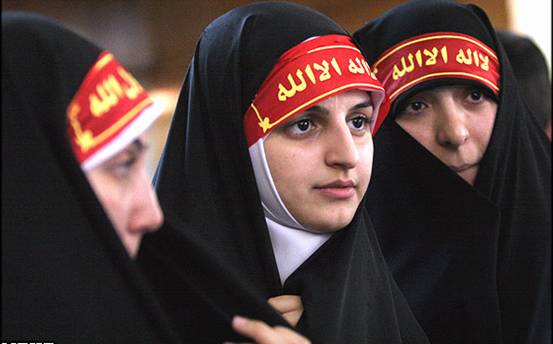 حجاب محوری‌ترین ارزش دینی و سنتی در جامعه اسلامی است