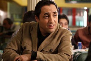 "يلدا" از "سامان" كلاهبرداري مي كند