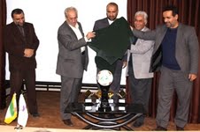 برند سازي توسط خوشه كسب وكار كفش قم ستودني است