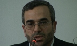 خیران در ساخت کتابخانه‌های عمومی همت کنند