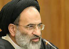 مراقب برنامه دشمن برای سرباز گیری از نیروهای نظام باشیم