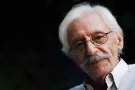 همسر" جمشید مشایخی":حال همسرم بسیار عالی است/جمشید فردا صبح به تهران باز می گردد