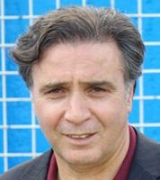 زادمهر: بازیکنان پرسپولیس حرفه ای عمل کنند و وارد حاشیه نشوند/ رویانیان منشا خدمات زیادی در پرسپولیس بوده و باید بماند