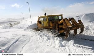 9 ميليون و 500 هزار مترمكعب برفروبي در جاده هاي آذربايجان غربي