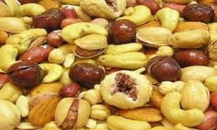 آجیل بوداده یا خام، کدام بهتر است؟