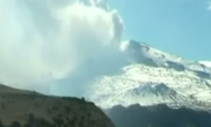 فوران کوه آتشفشان کوپاهو (Copahue) + فیلم