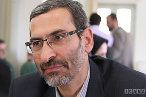 رئیس جمهور با تصمیمات خود چالش سیاسی ایجاد نکند