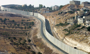 زخمي شدن شماري از فلسطينيان در تظاهرات عليه ديوار حائل کرانه باختري
