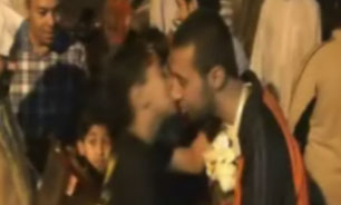 آزادی يکي از انقلابيون بحريني + فیلم