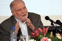 سردار نقدی با ارسال پيامي درگذشت حسن حبیبی را تسلیت گفت