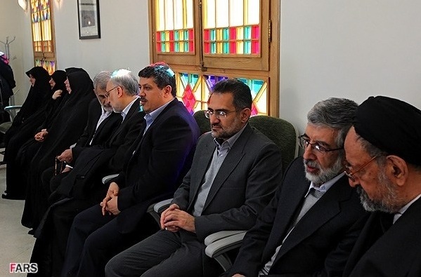 مهدی‌هاشمی بین 2 وزیر احمدی‌نژاد/عکس
