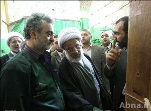 بازدید تولیت عتبه حسینی از روند نصب ضریح جدید