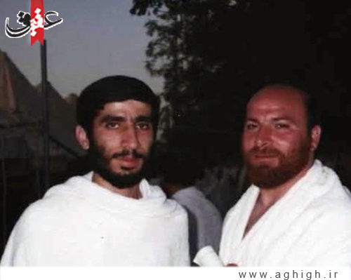 عکس/ دو مداح اهل بيت در لباس احرام