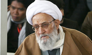 آیت‌الله مهدوی‌کنی در جمع راهپیمایان تهرانی حضور یافت
