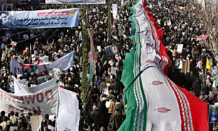 بازتاب جشن ملي ايرانيان(26)/الاخباريه: مردم ايران نشان دادند در مقابل قدرتهاي استکباري، سر خم نمي کنند