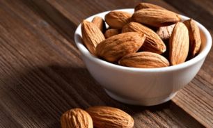 بو دادن آجیل ها موجب از دست رفتن چربی های مفید آنها می شود