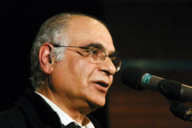 «پلو خورش» نقد می شود