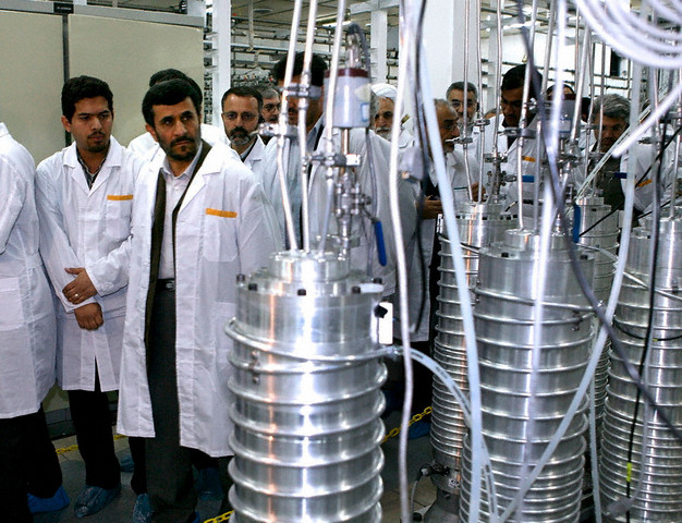 ایران آماده راه اندازی 50 هزار ماشین سانتریفیوژ در نطنز است
