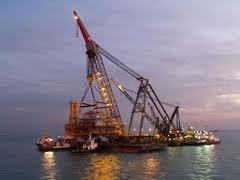 شناور HL 5000 رقباي خود را کنار زد
