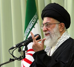 بیانات مقام معظم رهبری (مد ظله العالی) پیرامون مذاكره، توطئه های آمریكا را آشكار كرد