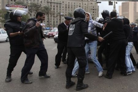 درگیری در مصر پنج زخمی بر جای گذاشت