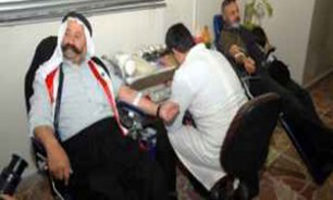 فلسطینیان براي کمک به دولت سوریه خون اهدا کردند