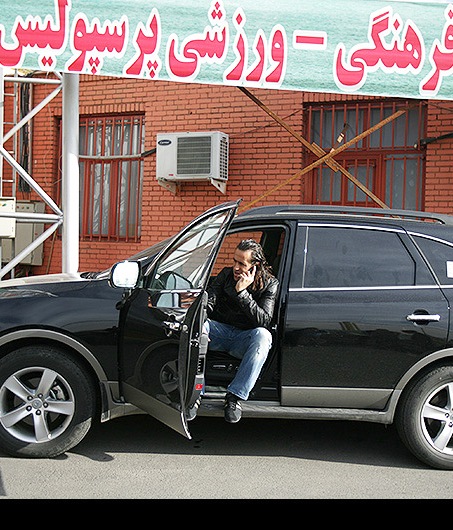 ماشین جدید علی کریمی + عکس