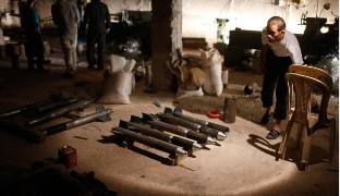 درخواست رسمی مخالفان سوری از اتحادیه اروپا/ مستقیما تسلیحات ارسال کنید