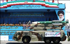 انهدام جنگنده‌های متجاوز با غرش "رعد" سپاه