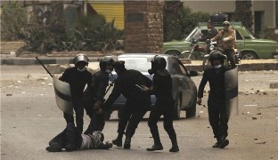 ادامه درگيري ها در شماري از شهرهاي مصر