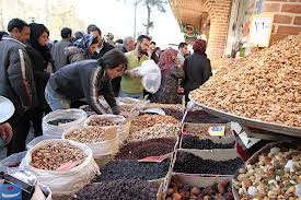 کاهش 15 درصدی قیمت آجیل در بازار اصفهان