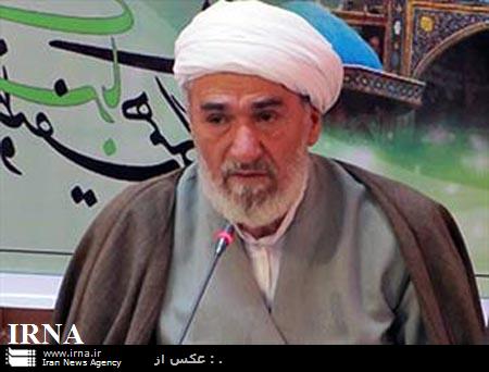 حرکت در مسیر آرمان های شهدا عزت ایران اسلامی را حفظ می کند