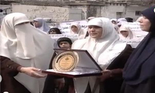 راهپيمايي مادران فلسطيني در تكريم جايگاه زن