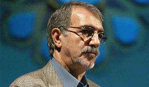 گرمارودی نقاد خود می شود