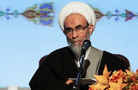 تجلیل از نیم قرن مجاهدت علمی و تبلیغی حجت‌الاسلام والمسلمین بنابی
