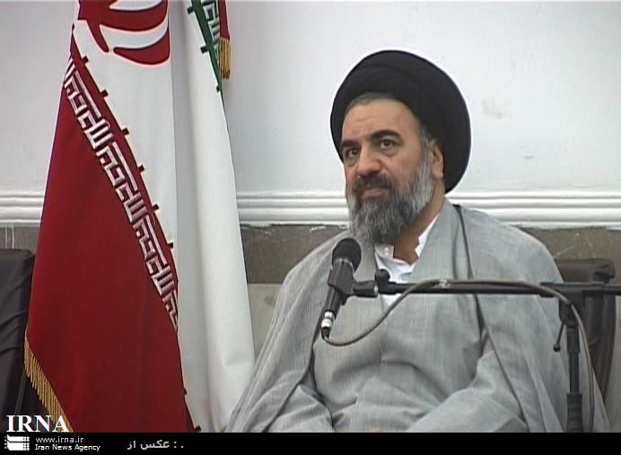 روحیه شهادت طلبی مانع سلطه قدرت ها بر یک ملت است