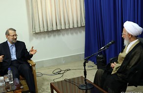 گرفتاری‌های کشور به برکت خون شهدا رفع خواهد شد