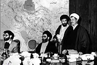 امام‌خميني(ره): من پیامی به ملت خواهم داد تا نشان دهم كه اذناب آمریكا قابل ذكر نیستند