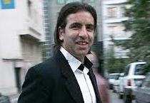 رهبری فرد: رویانیان فکر نکند شق القمر کرده است / رئیس دلالان فوتبال ایران را در آکادمی پرسپولیس گذاشته اند