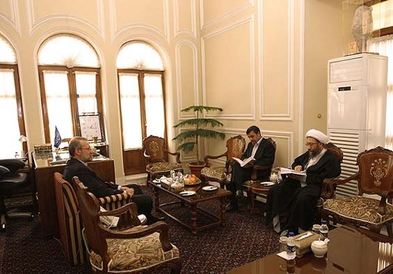 سران‌ قوا چه کتابی در دست داشتند؟ /عکس