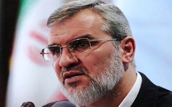 رویانیان: تمام مشکلات ما از سوء مدیریت در فدراسیون فوتبال است / بعضی ها بالاتر از حدشان صحبت می کنند!
