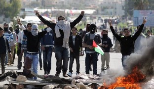 انتفاضه سوم متوقف نمی شود