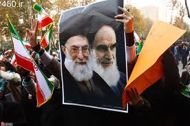 تجمع دانشجویي مقابل سفارت بحرین در تهران