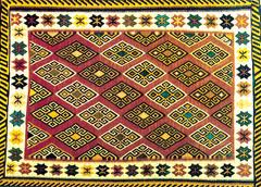 برپای نمایشگاه سراسری صنایع دستی و سوغات ایران در مریوان