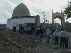 کشف یك قبر قدیمی در مشگین شهر